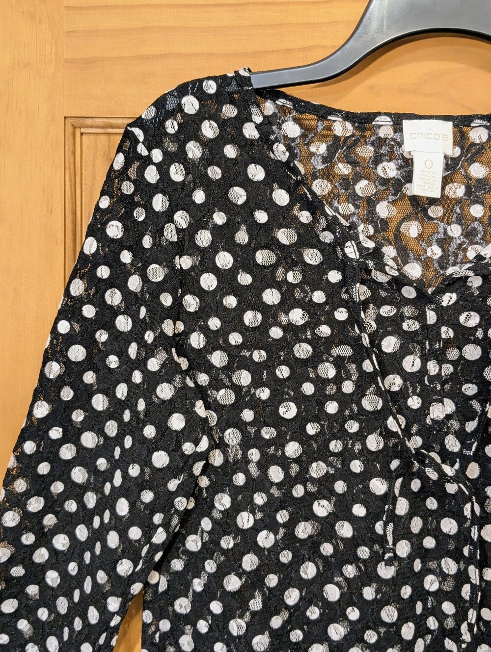 Chico's Tunic Top Nylon Mesh Polka Dot 3/4 Sleeve Semi Sheer Black White Sz 0/Sm - Picture 3 of 10